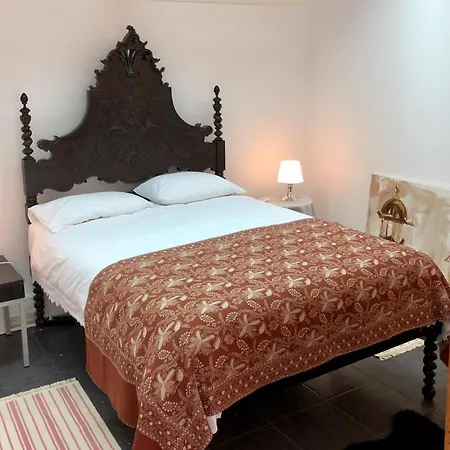 Проживание в семье Casa Da Varzea - Atelier