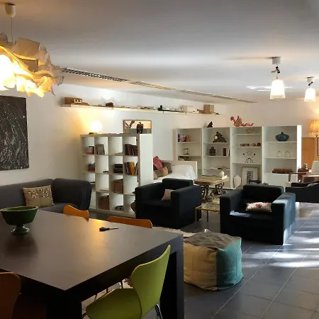 Casa Da Varzea - Atelier Проживание в семье Синтра